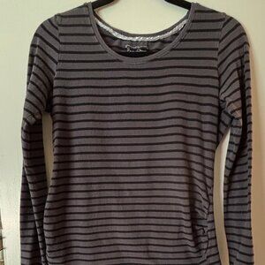 Maternity long sleeeve